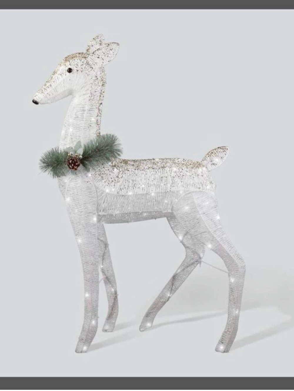 Philips - 40" LED Glitter String Doe Novelty Sculpture Light White